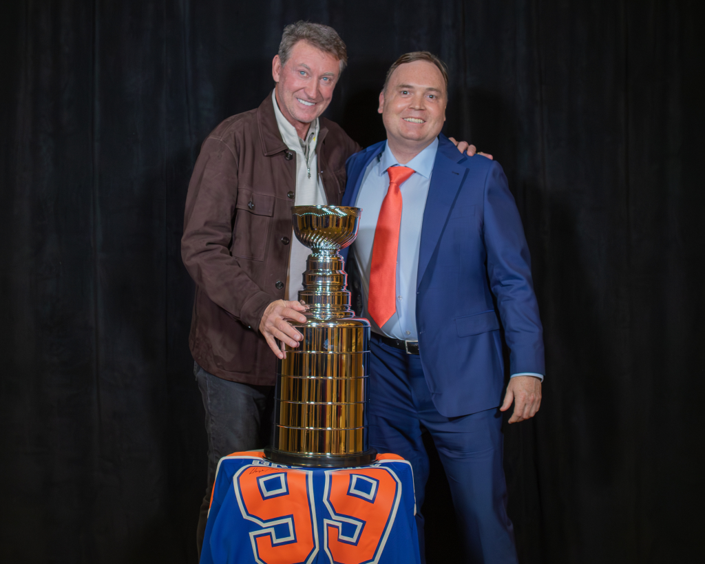 Evans with the greatest NHL hockey player of all time Wayne Gretzky